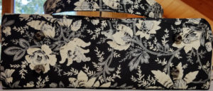 neutral purse