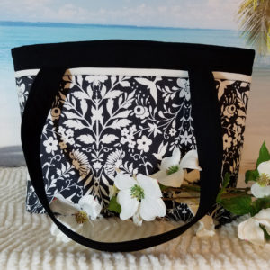 Black and White Purse by Grace
