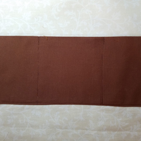 1812 Crossbody inside lining and pockets